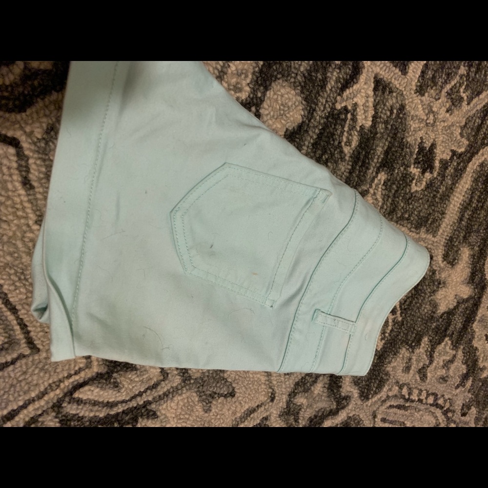 Shorts - Picture 4 of 4